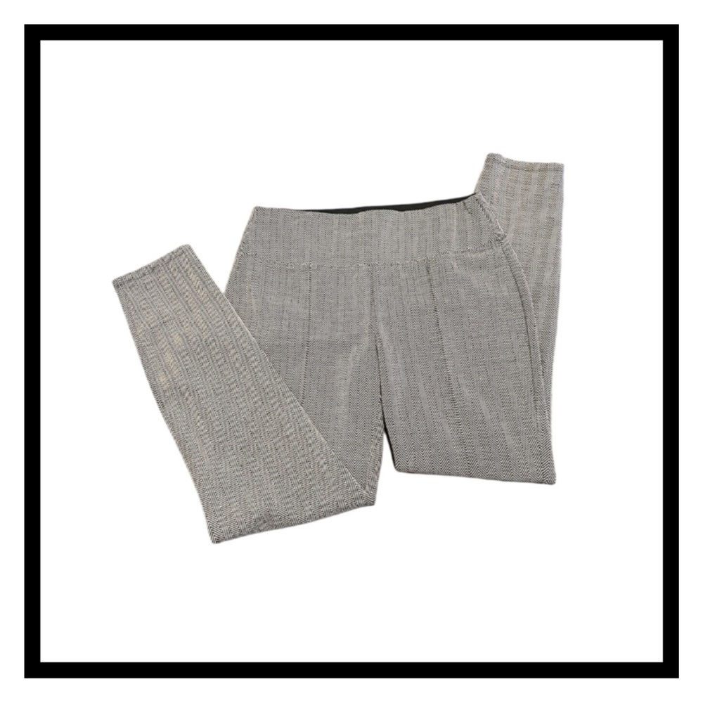 nine west- medium grey pull on dress leggings for work or play- worn once-